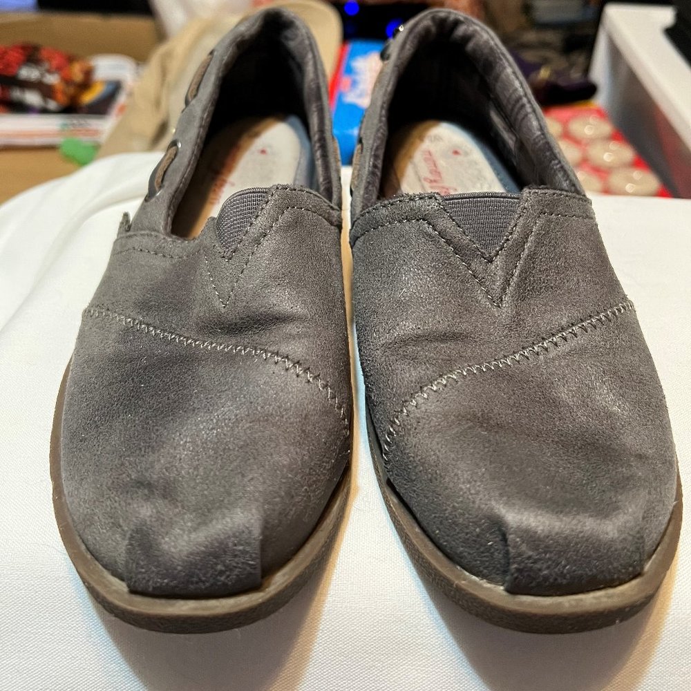 Skechers Bobs grey slip-ons